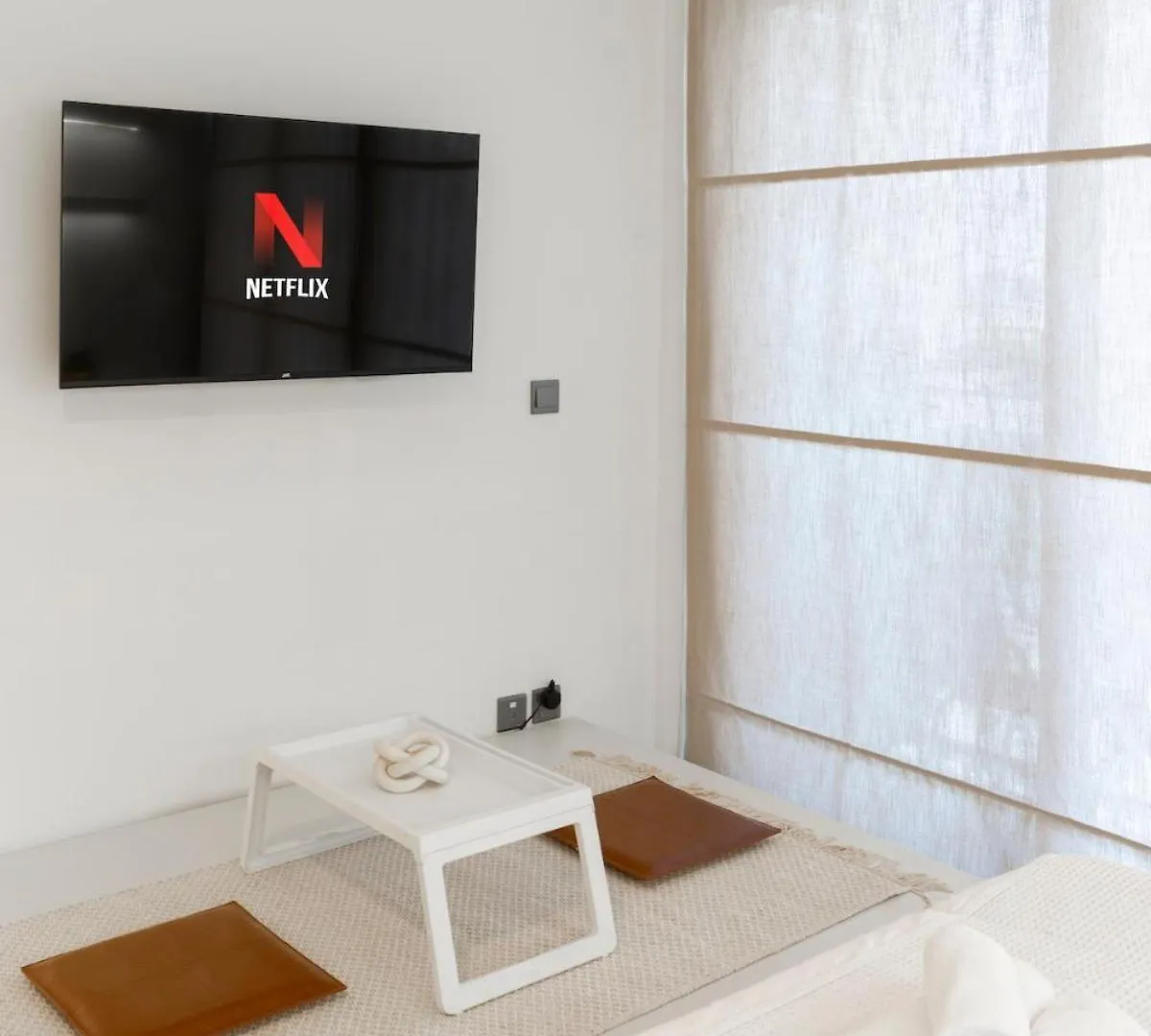 New Modern Japanese Style Studio By Downtown Dubai Appartement
