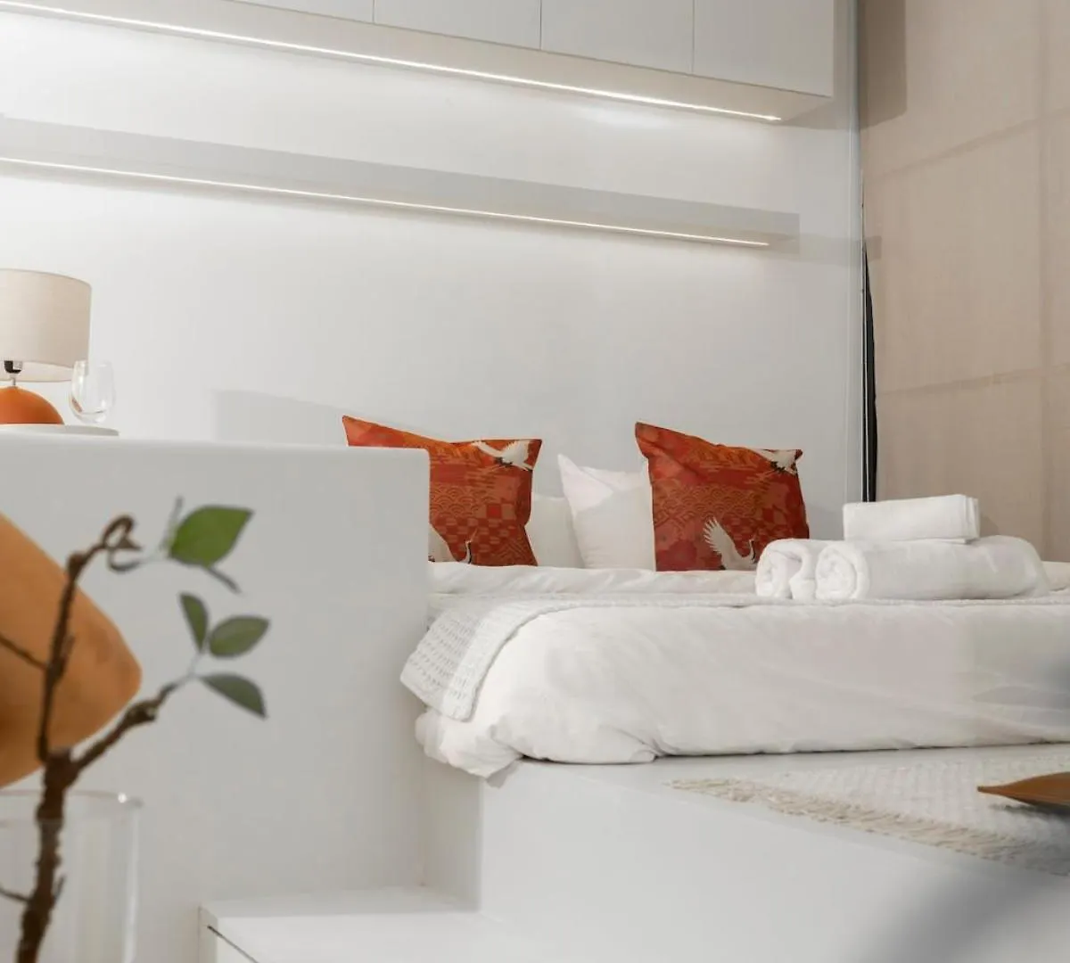 New Modern Japanese Style Studio By Downtown Dubai